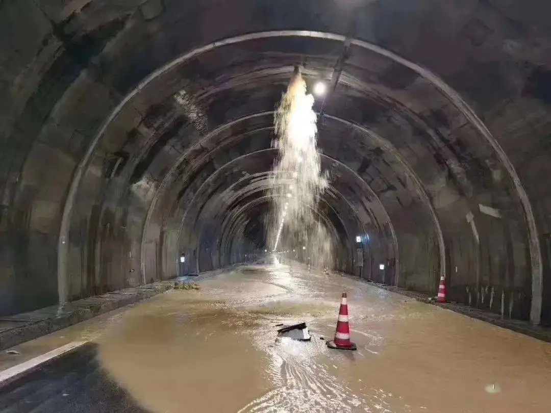 富川隧道渗水治理